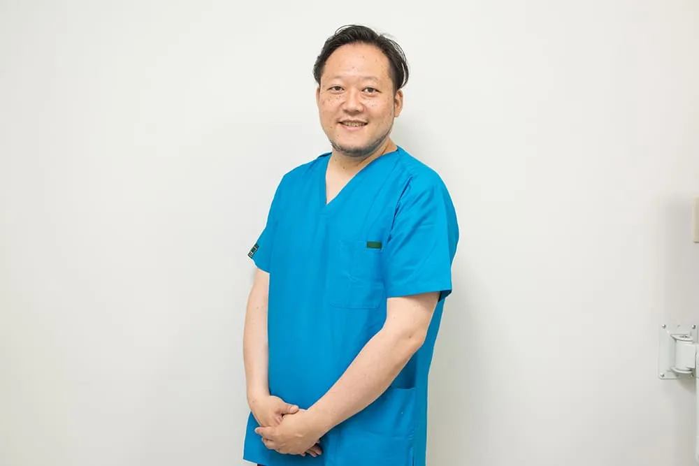 院長 西巻仁 院長 西巻仁